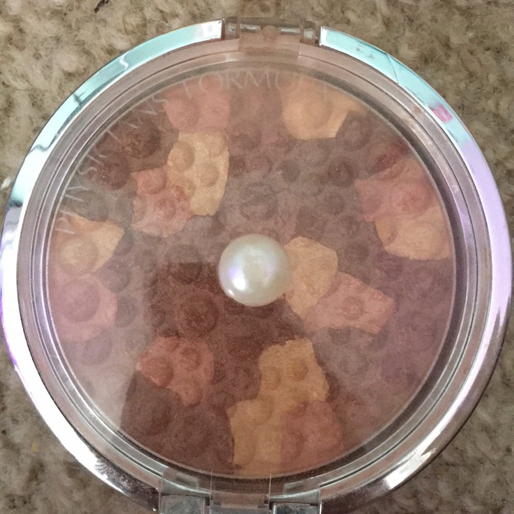 A bronzer